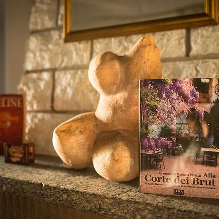 Corte Dei Brut 가비라테 외부 사진